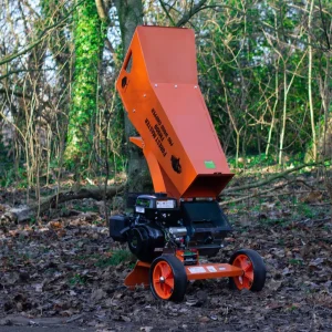 Il biotrituratore cippatore ForestMaster FM9DD