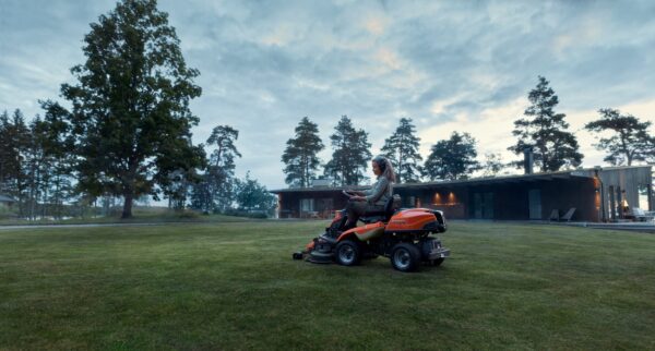 rider husqvarna rider r216t awd