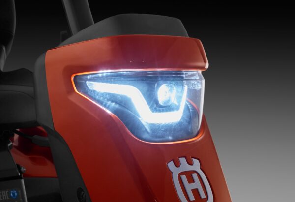 trattorino husqvarna r316tsxadw