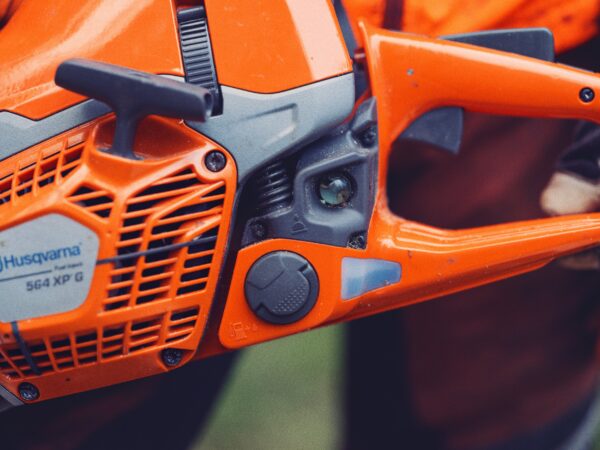 motosega husqvarna 564XP.